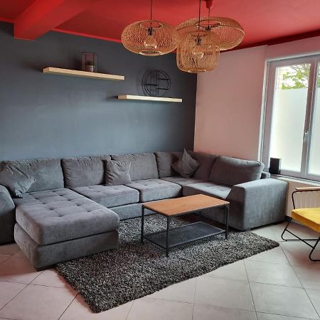 Grande Maison Avec Terrasses Ensoleillees - Large House With Sunny Terraces 敦刻尔克 外观 照片